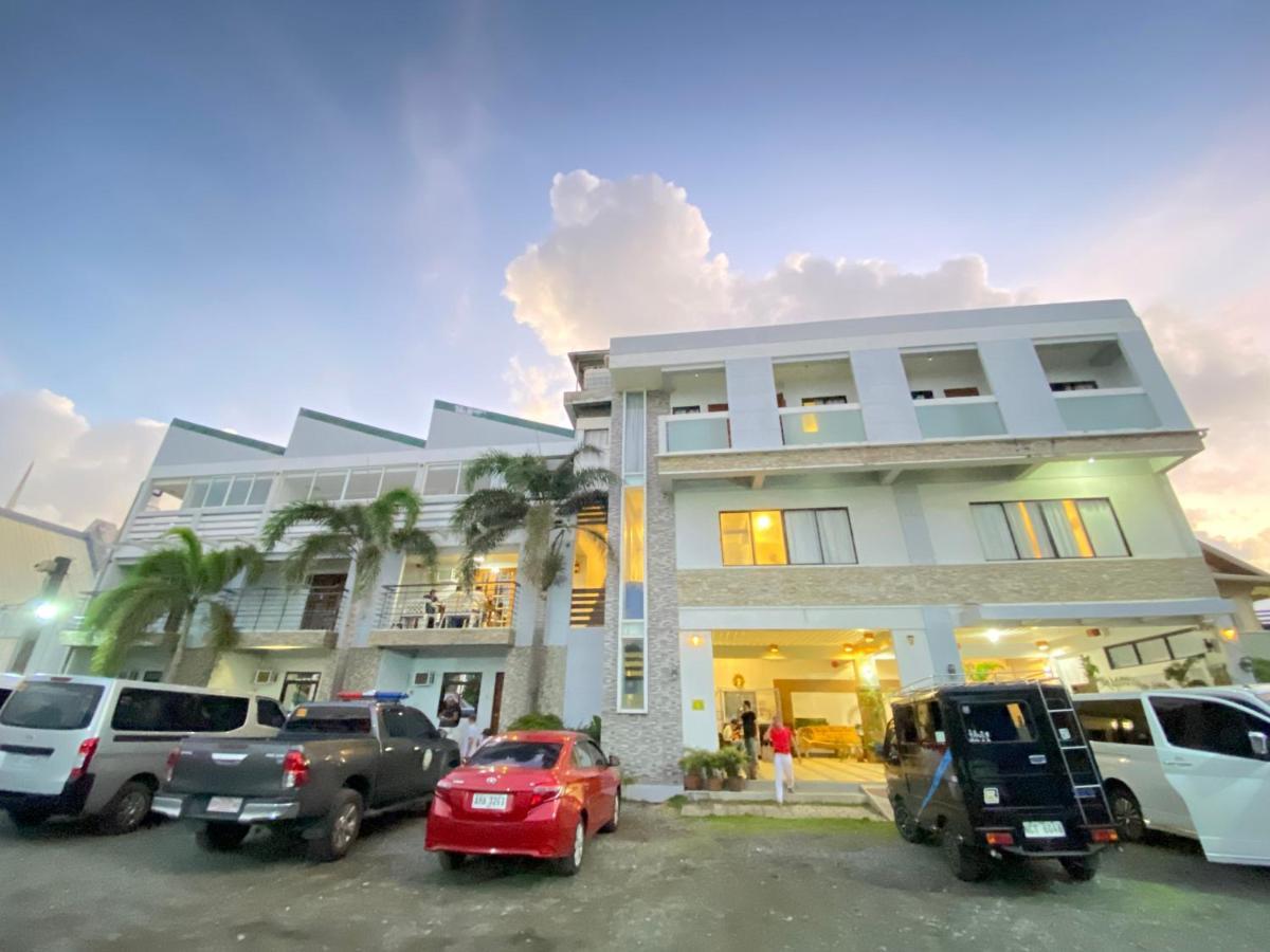 Pacific Waves Inn バレル エクステリア 写真